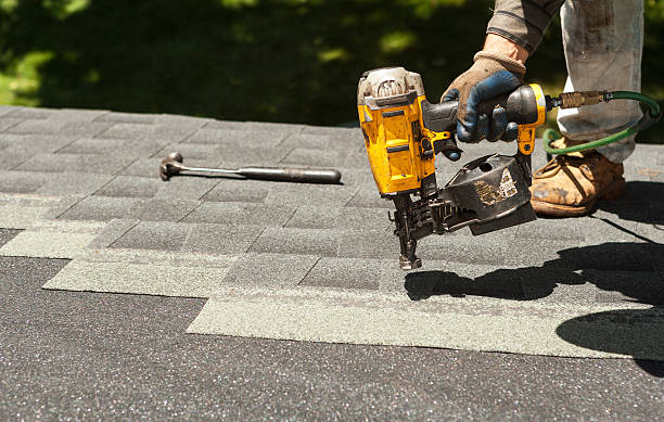 Best Commercial Roofing Services  in Newhall, IA
